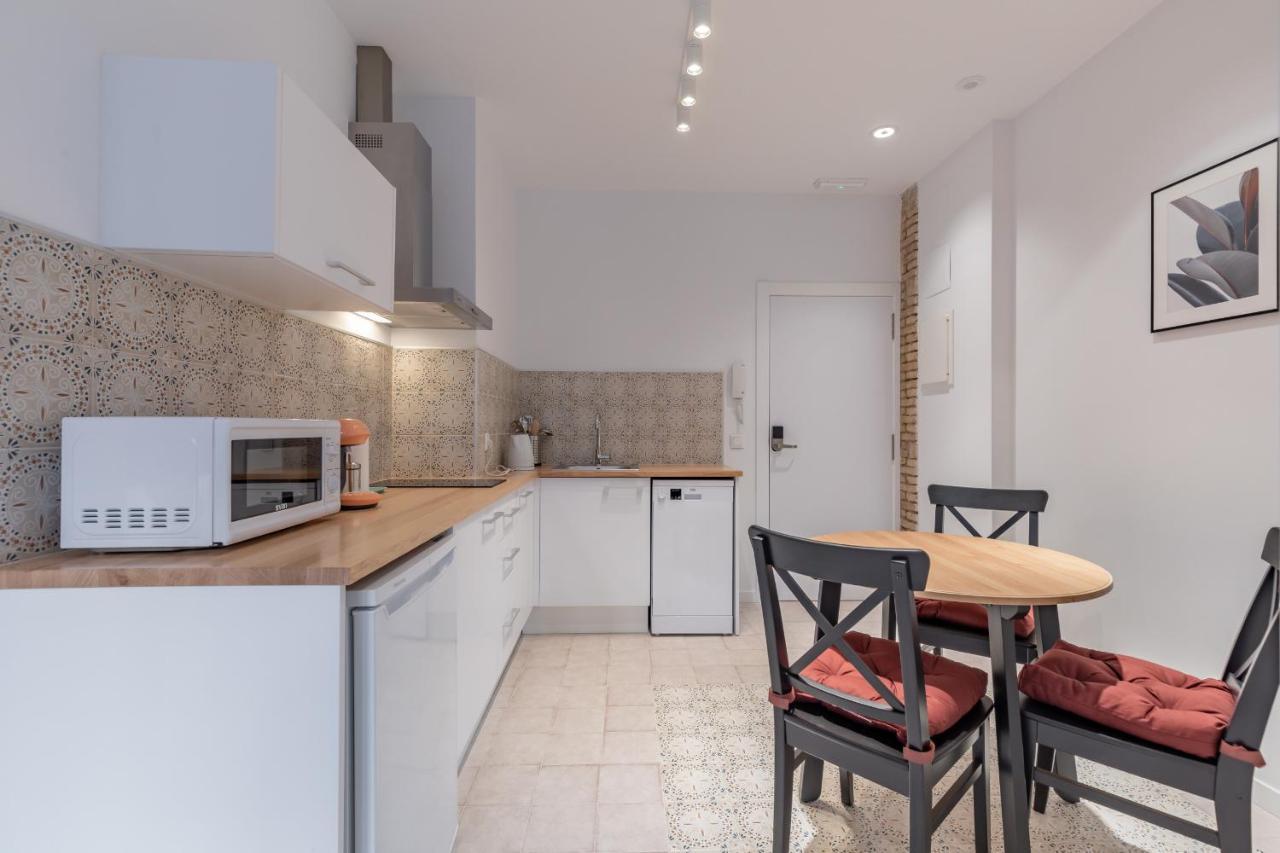 Modern Apartment Close To City Centre Valencia Eksteriør billede