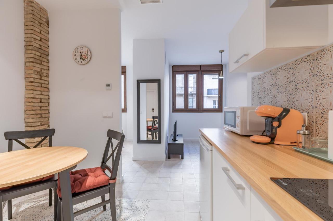Modern Apartment Close To City Centre Valencia Eksteriør billede
