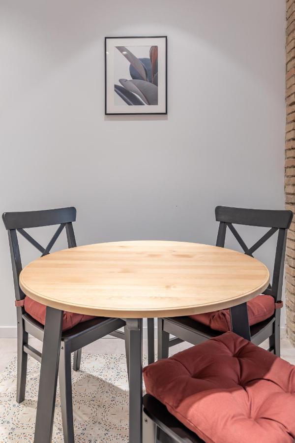 Modern Apartment Close To City Centre Valencia Eksteriør billede