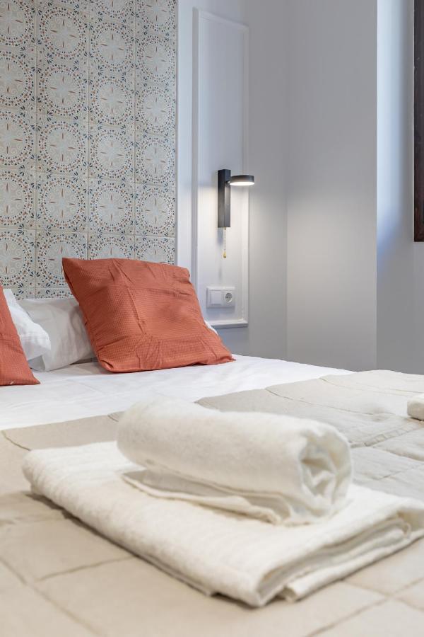 Modern Apartment Close To City Centre Valencia Eksteriør billede